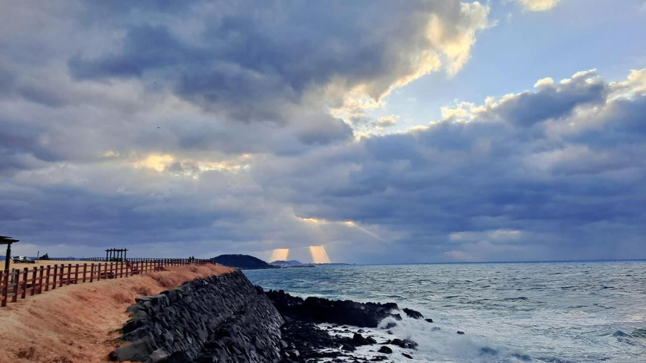 Jeju Gillime Pension Buitenkant foto