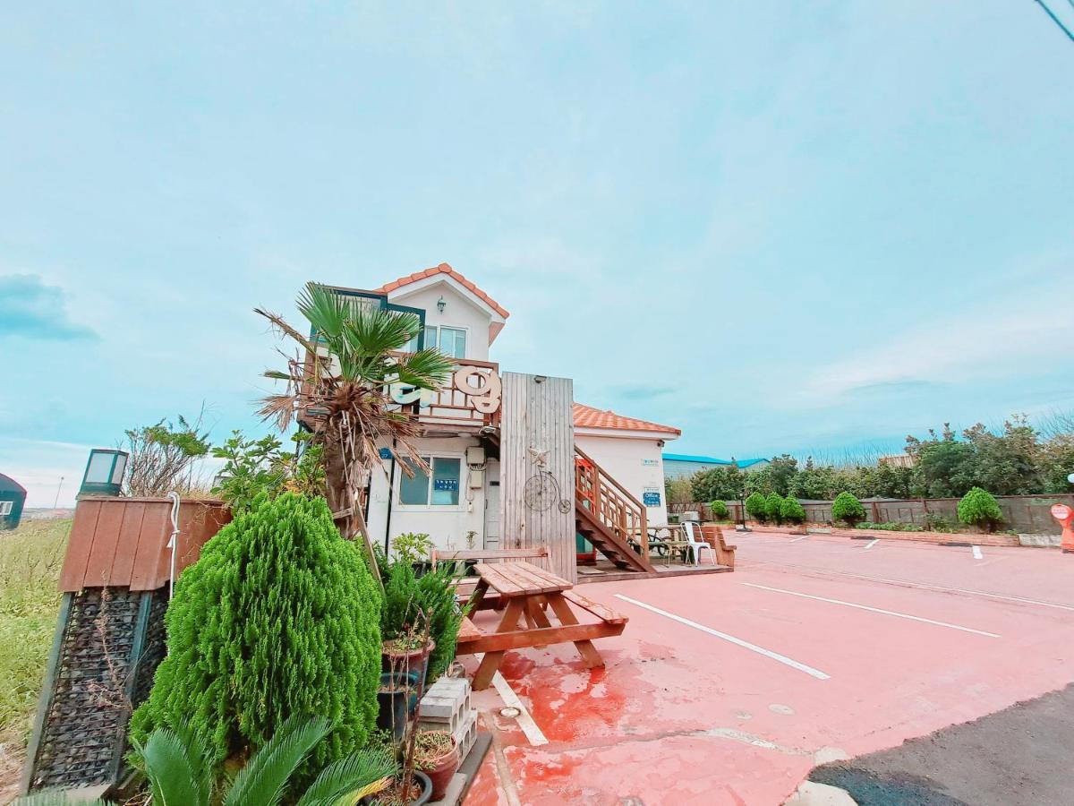 Jeju Gillime Pension Buitenkant foto